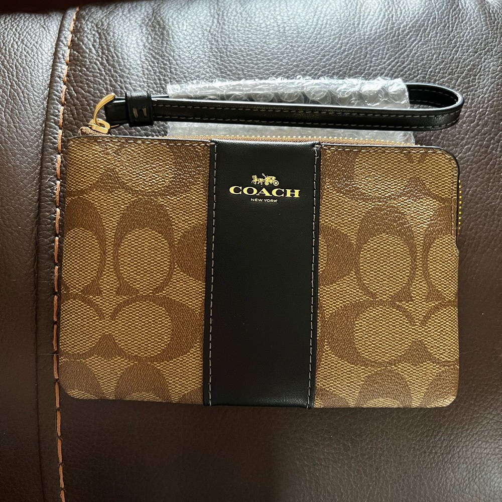 Coach Signature PVC Leather Corner Zip Wristlet khaki/black NEW
